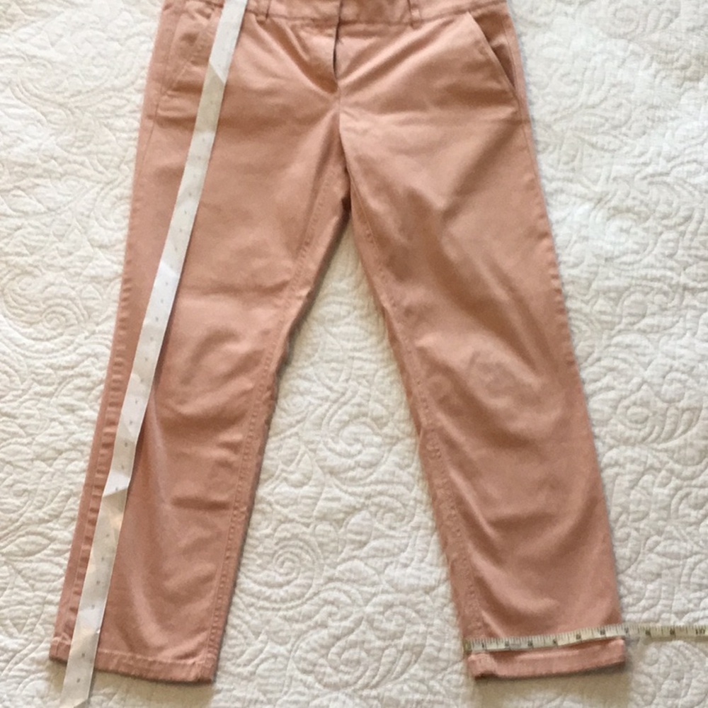 LOFT women’s salmon pink trousers.Size 10. Side and back pockets. Soft & comfy.